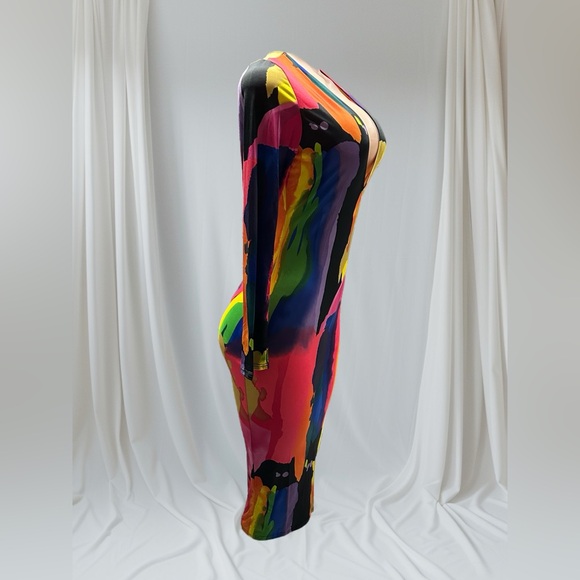 Multi-Color Abstract Bodycon Dress - Picture 5 of 5